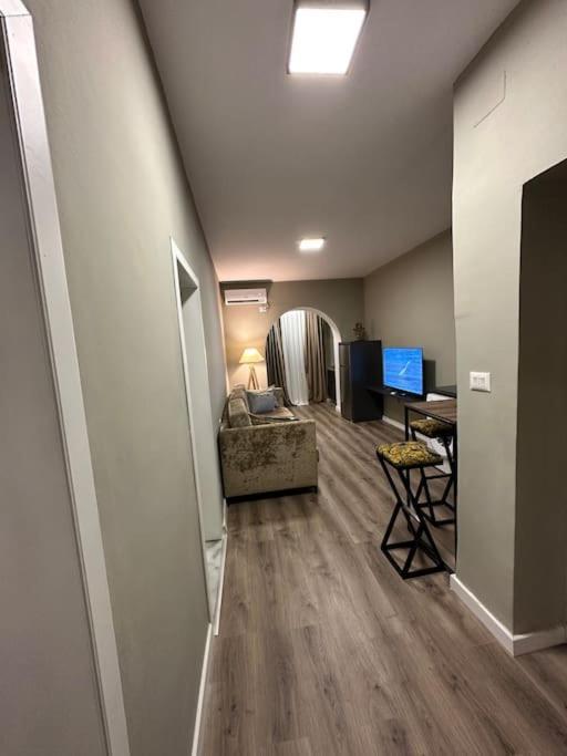 Bejart Apartment 4 ティラナ エクステリア 写真